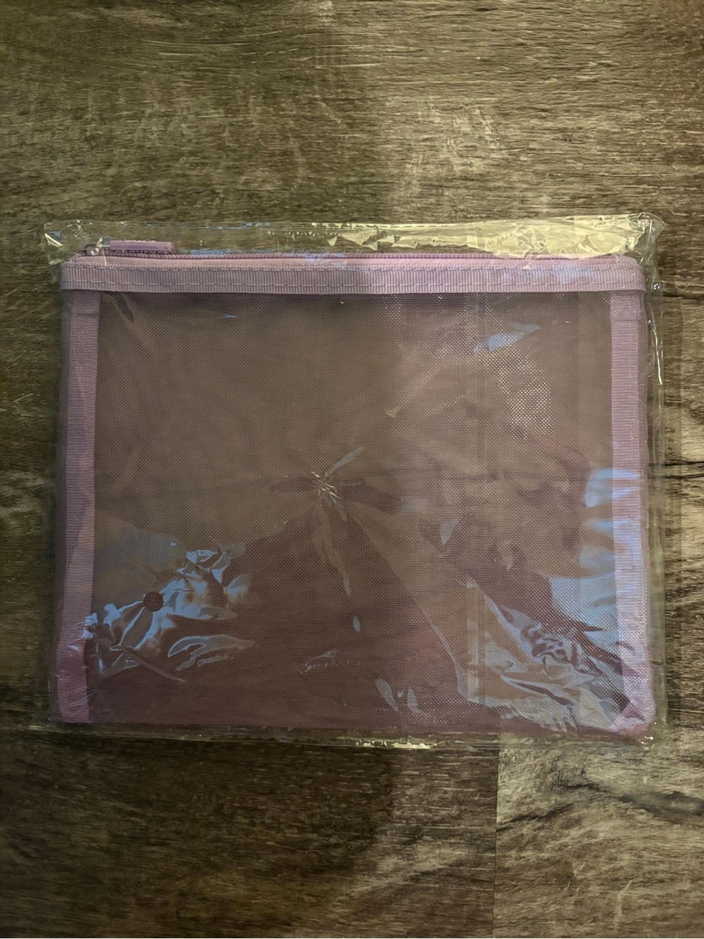 NWT Lavender Purple Mesh Pouch Make Up Pouch Travel Zippered Pouch